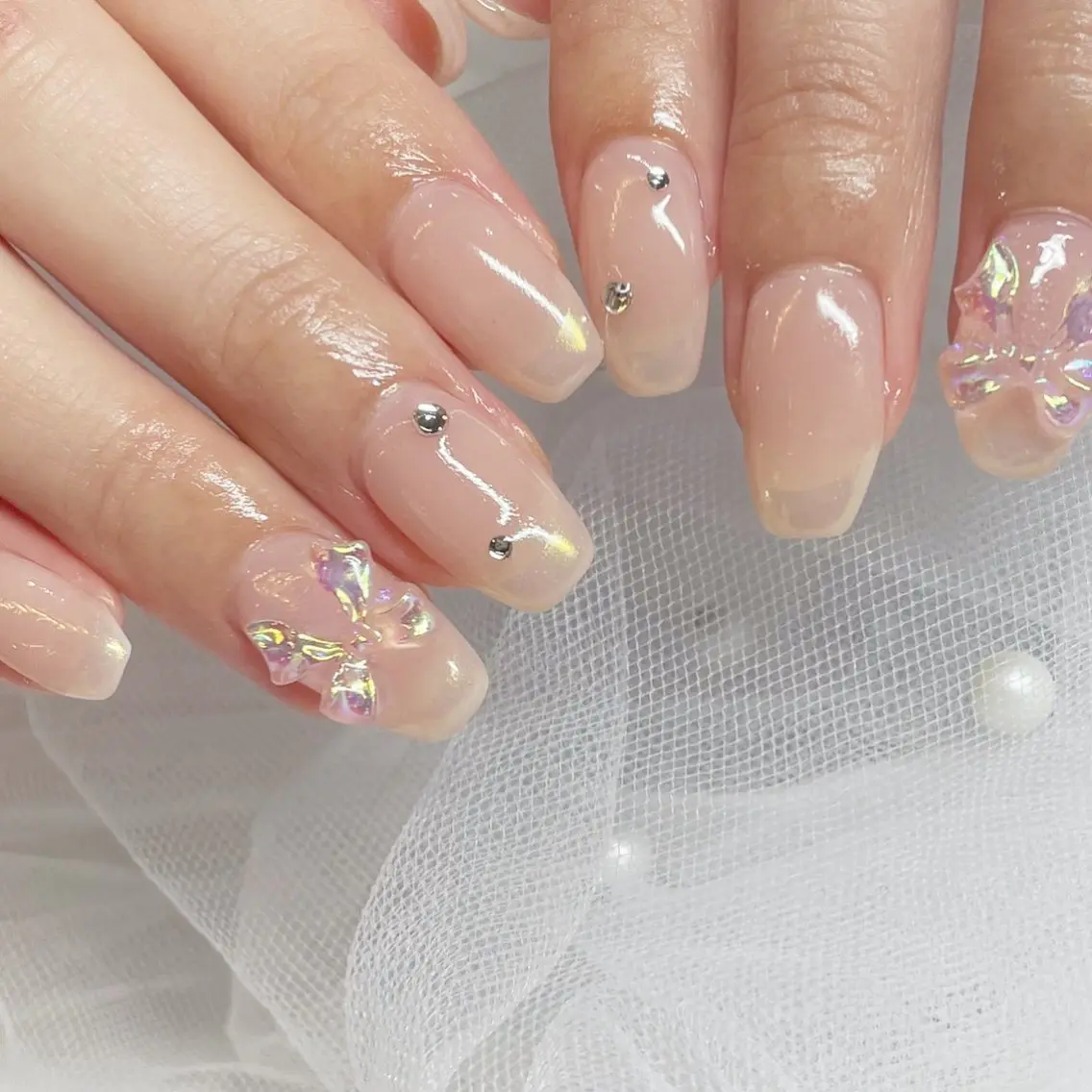 ネイル オーロラネイル フレンチネイル 氷ネイル・うるうるネイル 黄色 ハンドネイル Tsukahara 🌷仙台PARCOのネイルデザイン