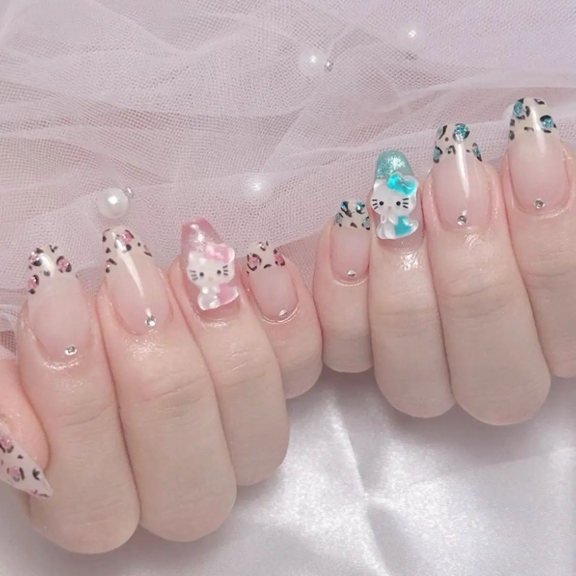 ネイル ハンドネイル chiyono 🎀のネイルデザイン
