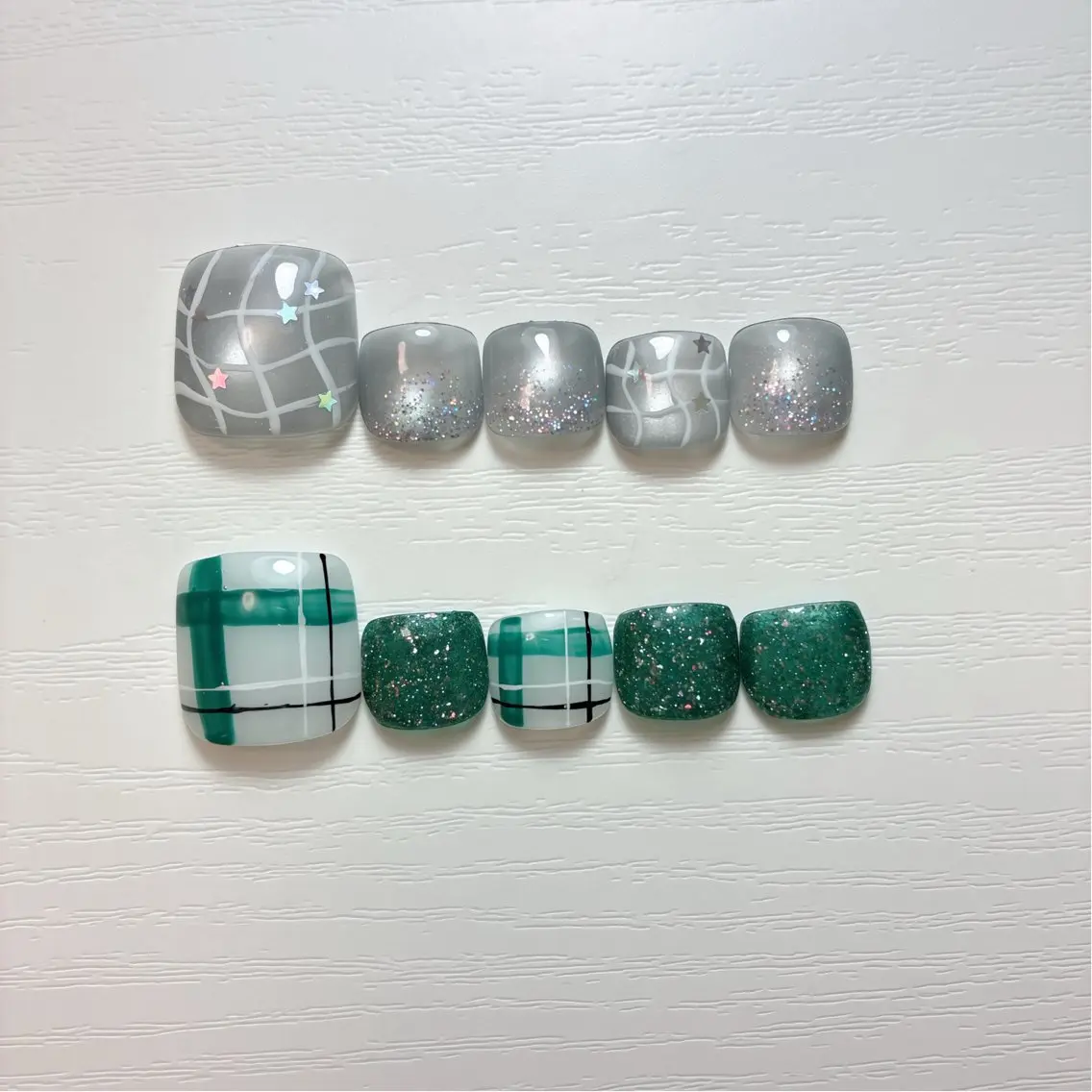 ネイル フットネイル 氷ネイル・うるうるネイル マグネットネイル ニュアンスネイル シンプルネイル フットネイル nail salon anoneのネイルデザイン