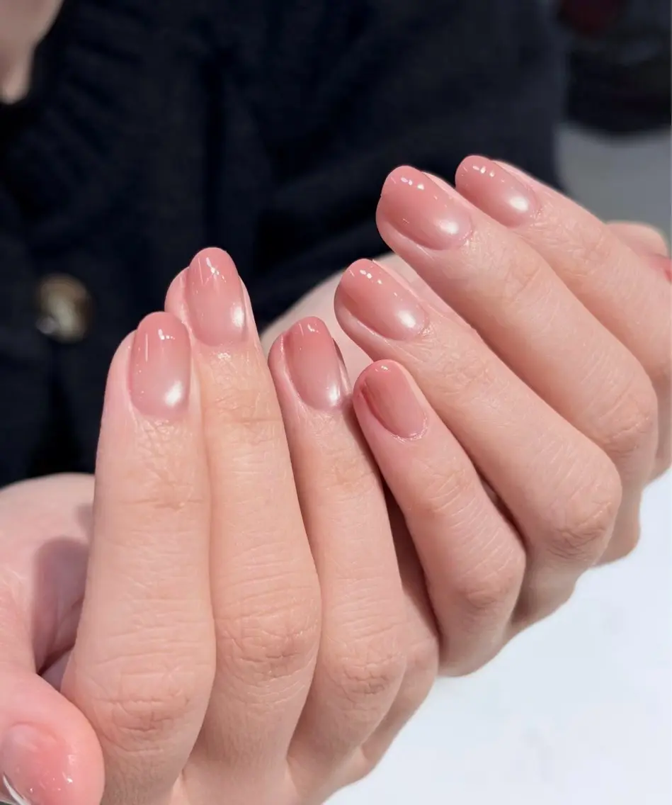 ネイル オーロラネイル 長さ出し フラッシュネイル フラワーネイル ホログラムネイル ハンドネイル 🎀 Ruruのネイルデザイン