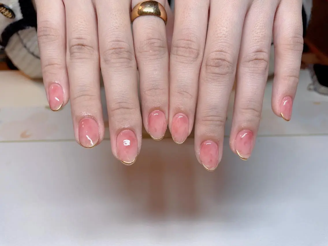 ネイル ミラーネイル エン Nail salonのネイルデザイン