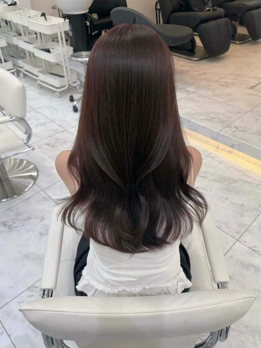 ロング カット ヘアカラー トリートメント ️いさき/透明感 /レイヤーカットのヘアスタイル