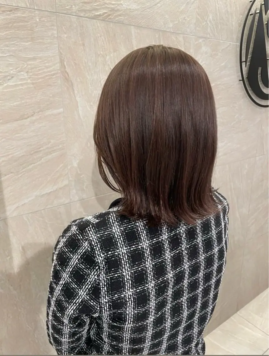 ミディアム カラー かどの あゆみのヘアスタイル