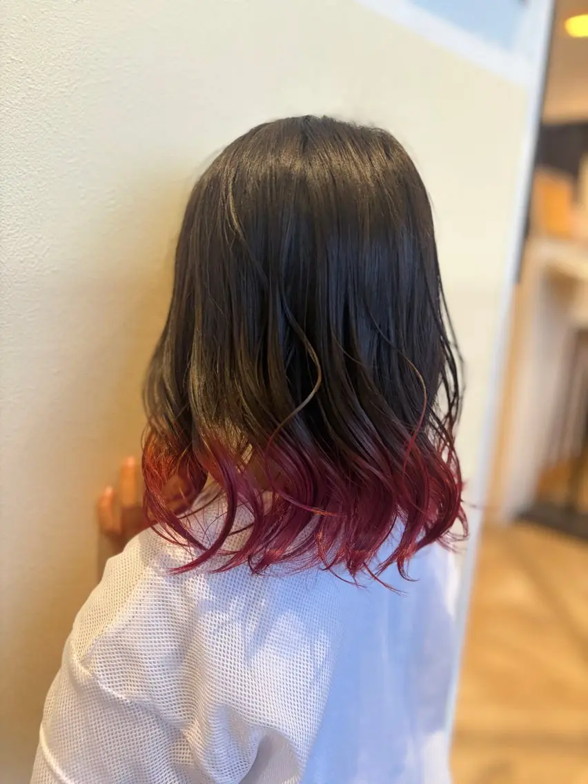 カラー 🔅EARTH 出口 すみれ🔅のヘアスタイル