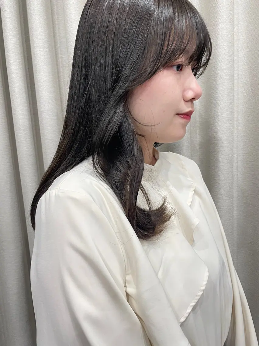 セミロング カラー ヘアカラー 表参道🌿赤み消し カラー/チナツのヘアスタイル