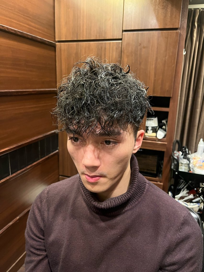 パーマ メンズ ヒロ銀座川崎 志田健介のヘアスタイル
