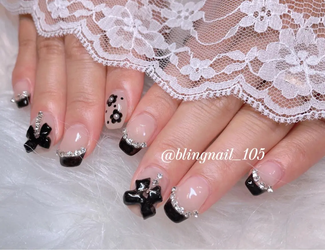 ネイル 24時まで❤︎韓国、 ワンホンネイルのネイルデザイン