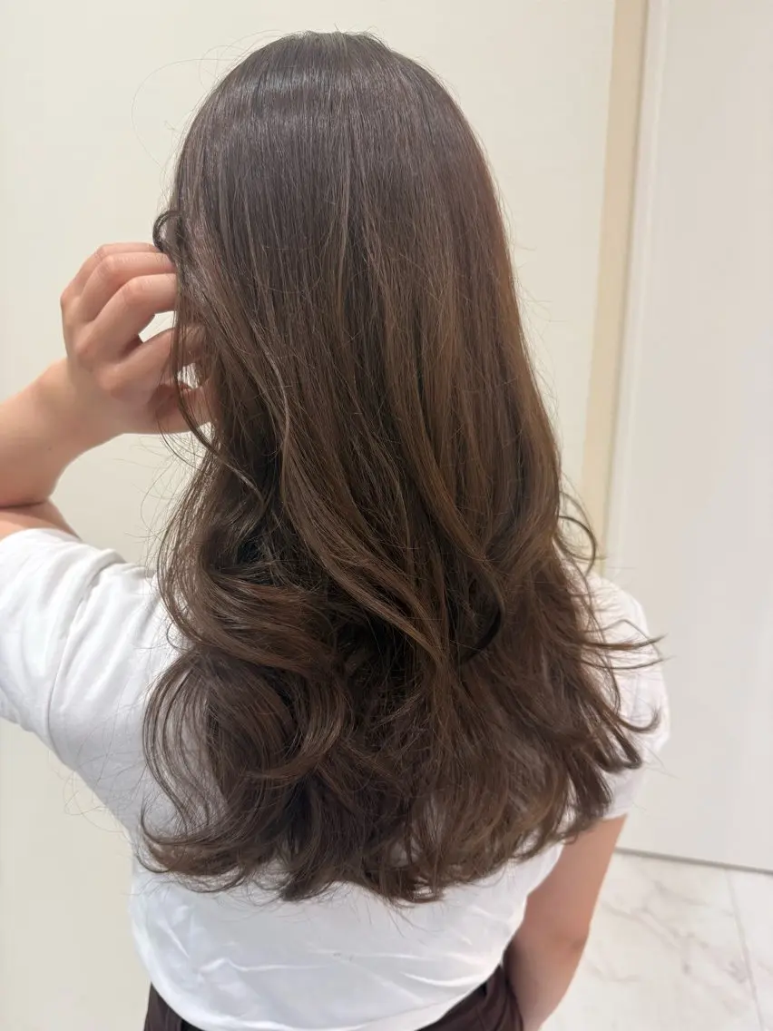セミロング カラー カット ヘアカラー 透け感color/ SUのヘアスタイル