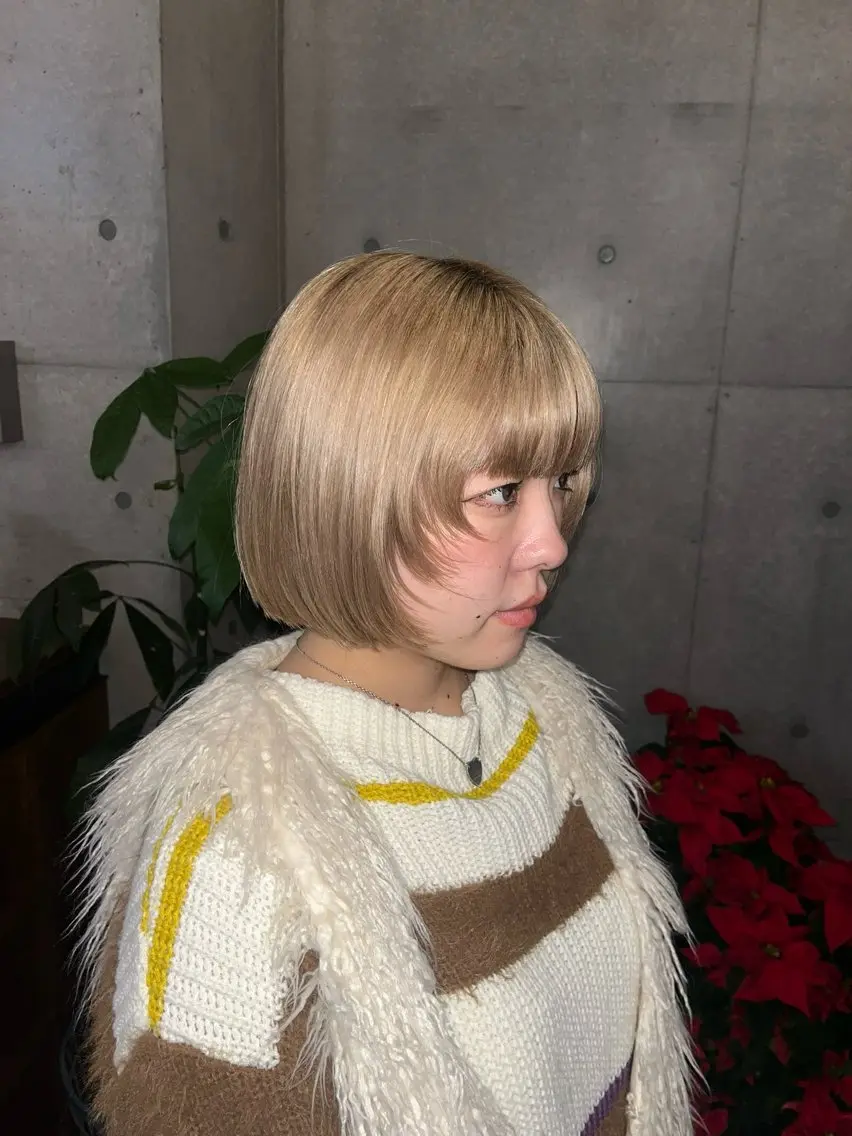 ショート カラー 松井 七瀬のヘアスタイル