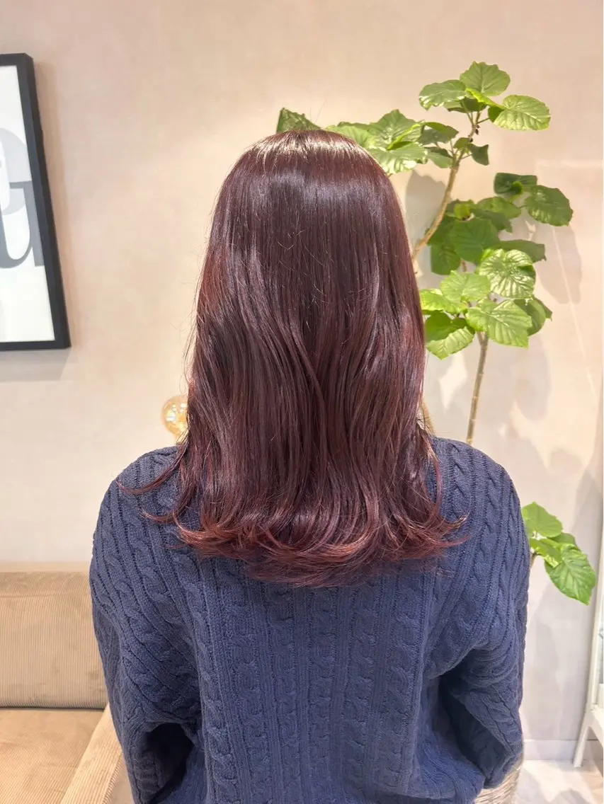 セミロング カラー ヘアカラー SAKI⭐️ブリーチ ・艶カラー⭐️のヘアスタイル