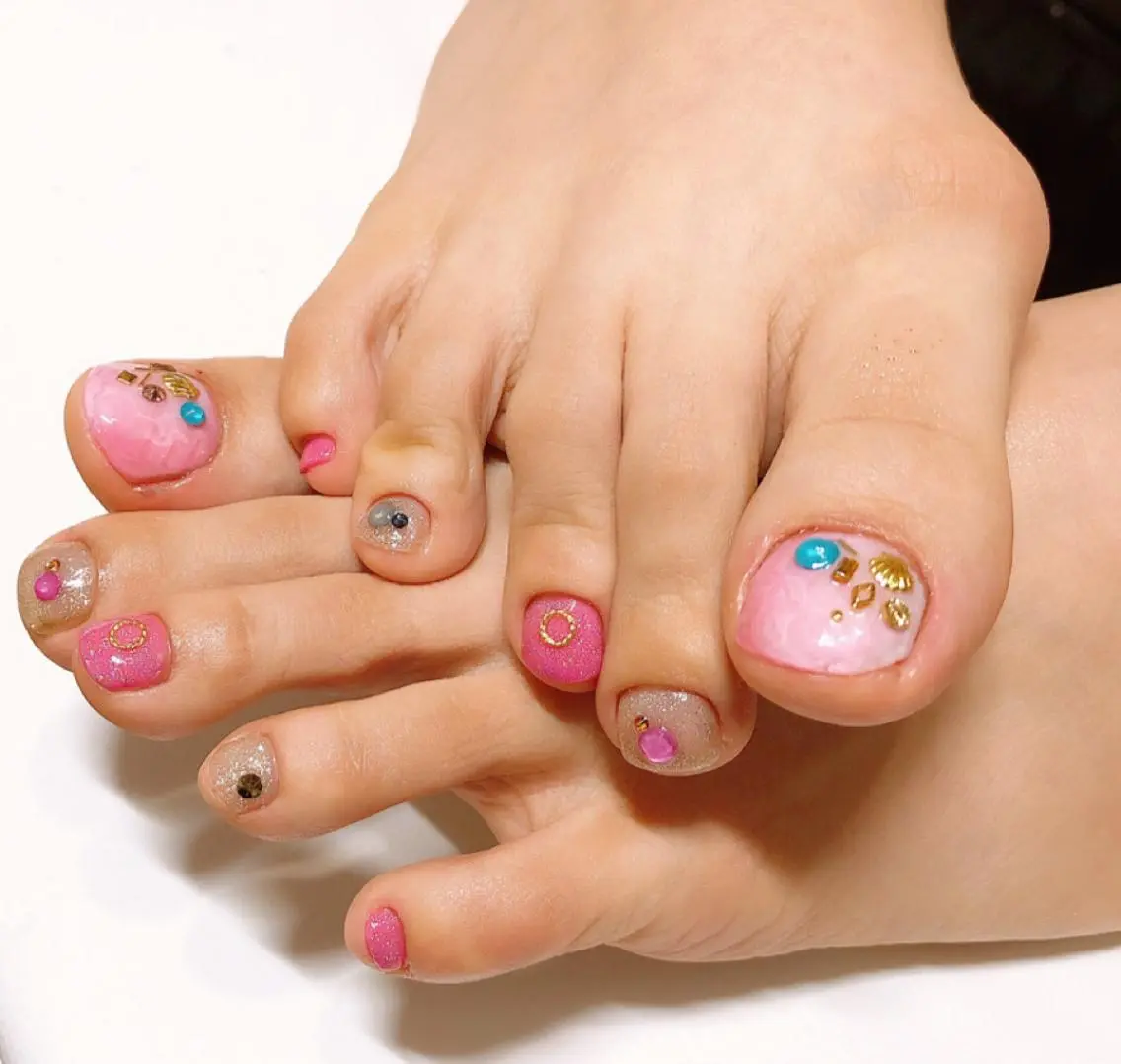 ネイル ピンク フットネイル u sのネイルデザイン