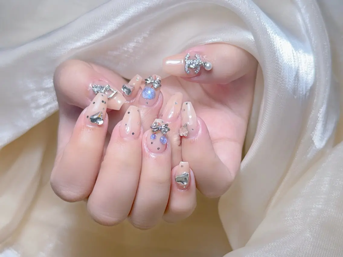 ネイル チークネイル 長さ出し フレンチネイル ジェルネイル 韓国ネイル ハンドネイル Lucky Nail Salon2のネイルデザイン