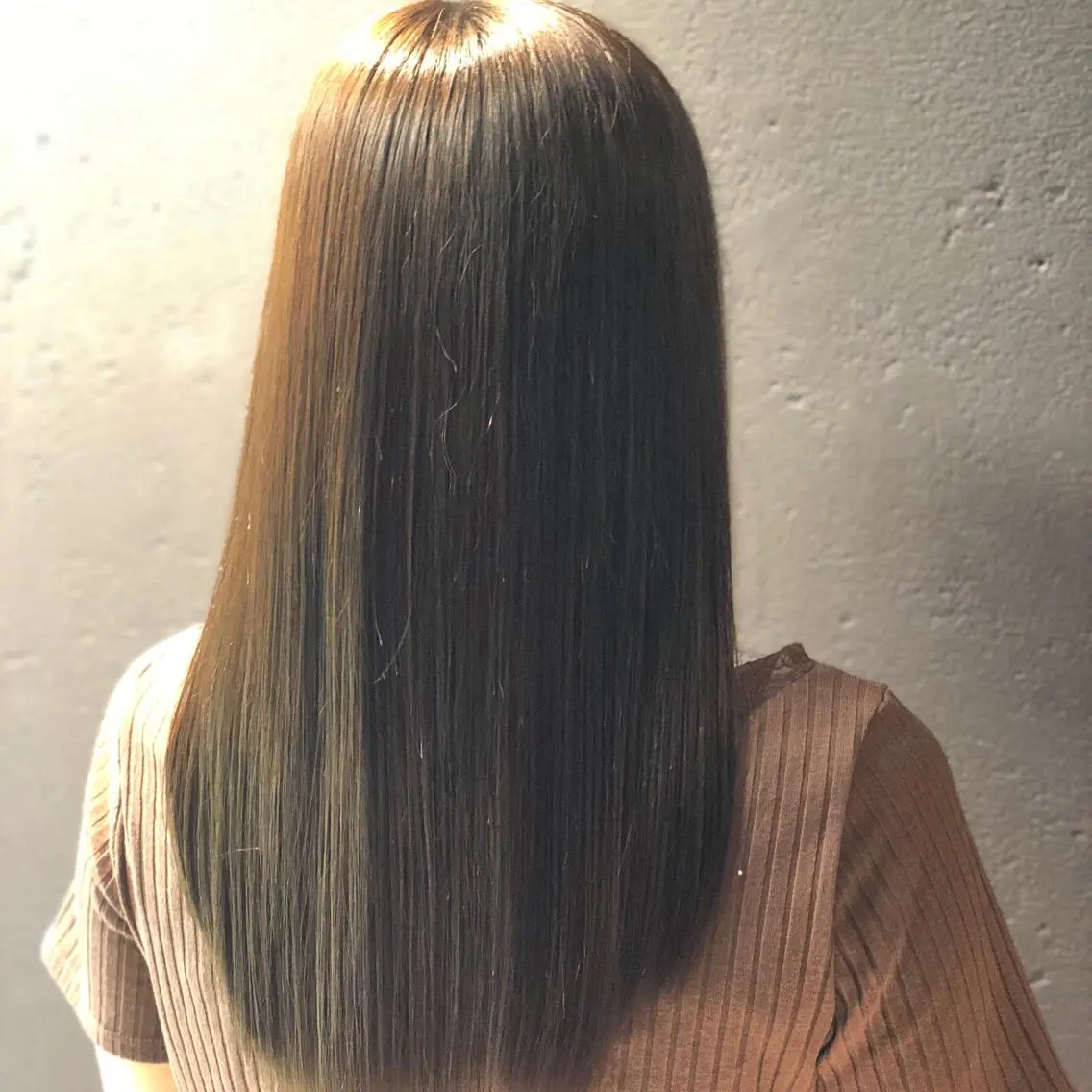 レイヤーカット 小山 悠のヘアスタイル