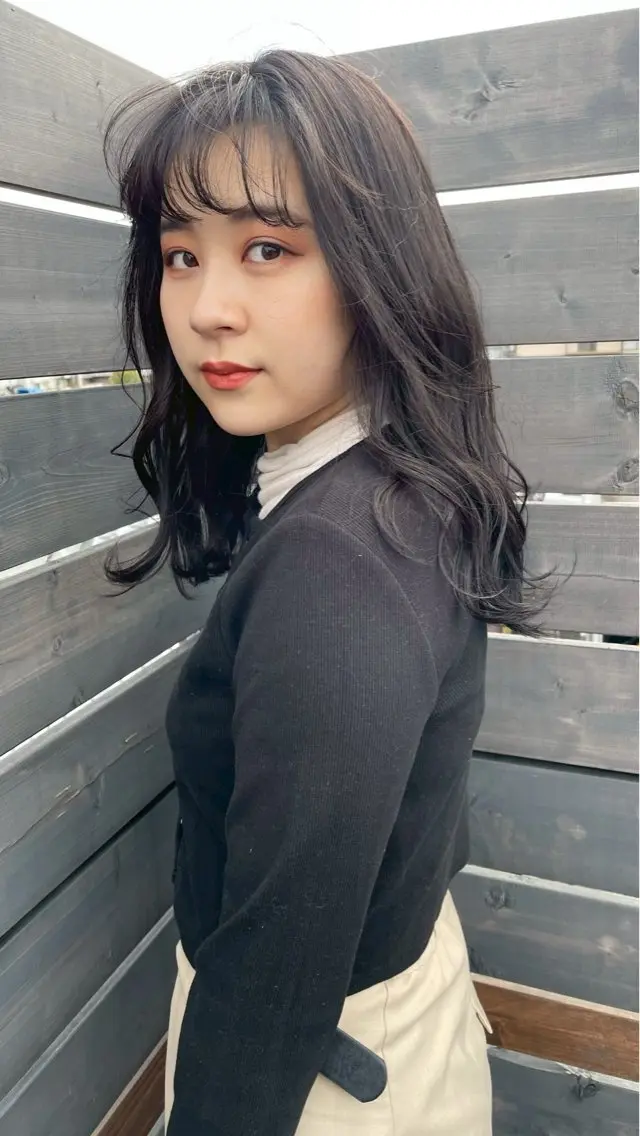 カラー TIDEHAIR YUUNAのヘアスタイル
