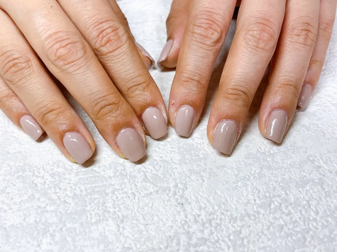 ネイル オーロラネイル フットネイル フレンチネイル ジェルネイル 韓国ネイル ハンドネイル mogunail &blowのネイルデザイン