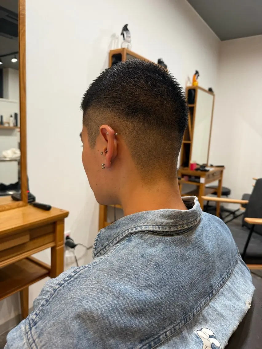 メンズ フェードカット Meteor 店長 祝田涼太のヘアスタイル