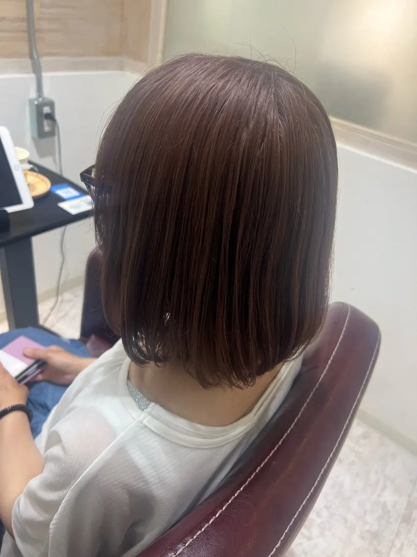 ショート カラー ベージュカラー ブリーチ ピンクカラー ピンクベージュ ヘアカラー トリートメント 🥣🫧‪艶カラー 🦋アカマ ミユ🦋のヘアスタイル