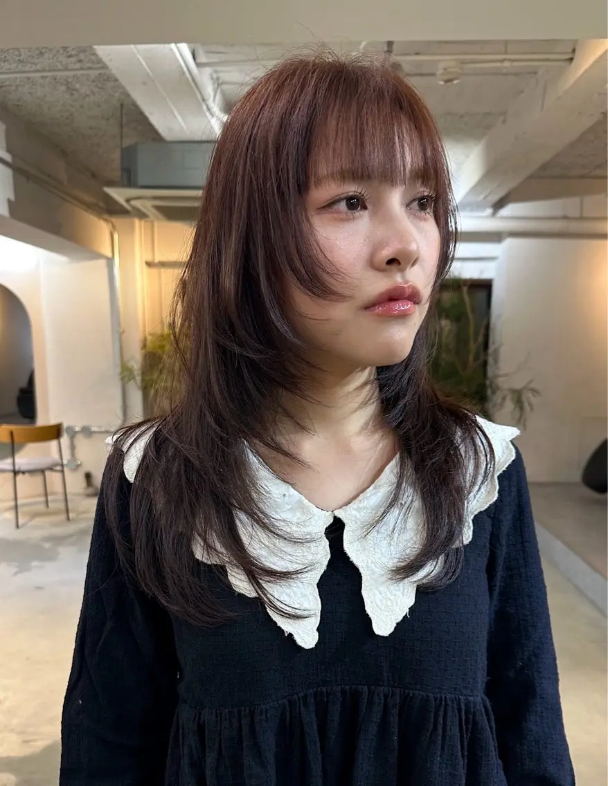 セミロング レイヤーカット 竹中 彩音のヘアスタイル