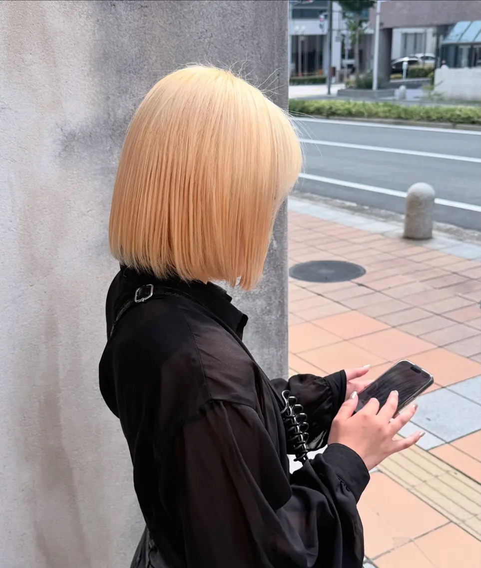 ショート カラー ヘアカラー ハイトーン /レイヤー/ふみやのヘアスタイル
