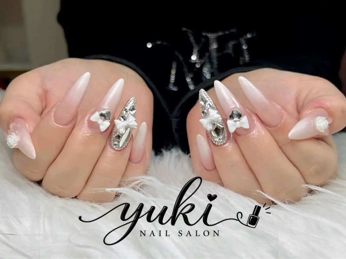 ネイル アートネイル ボルドー フレンチネイル ジェルネイル 氷ネイル・うるうるネイル ハンドネイル Yuki Nailsalonのネイルデザイン