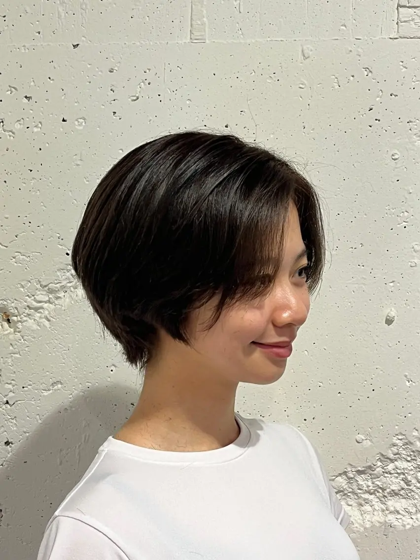 ショート カラー ベージュカラー ブリーチ ブリーチなしカラー ショートヘア 中居 蒼士のヘアスタイル