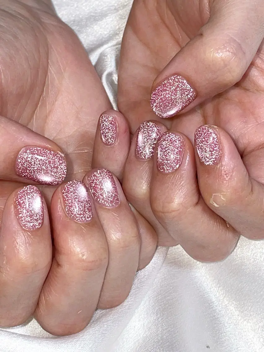 ネイル オーロラネイル フラッシュネイル フラッシュマグ フットネイル フレンチネイル ハンドネイル mogunail &blowのネイルデザイン