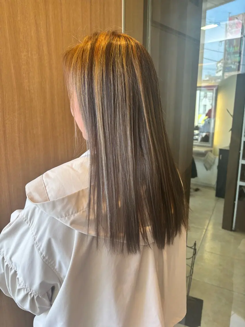 ロング カラー ハイライトカラー ハイライト ヘアカラー デザインカラー/ オダセイナのヘアスタイル