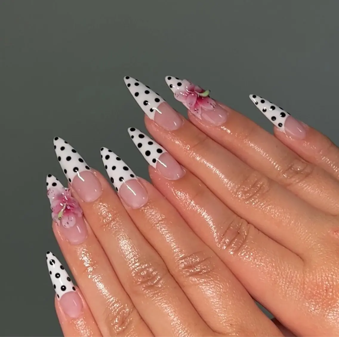ネイル アートネイル ジェルネイル ネイルチップ ハンドネイル Jenn Nail Salonのネイルデザイン