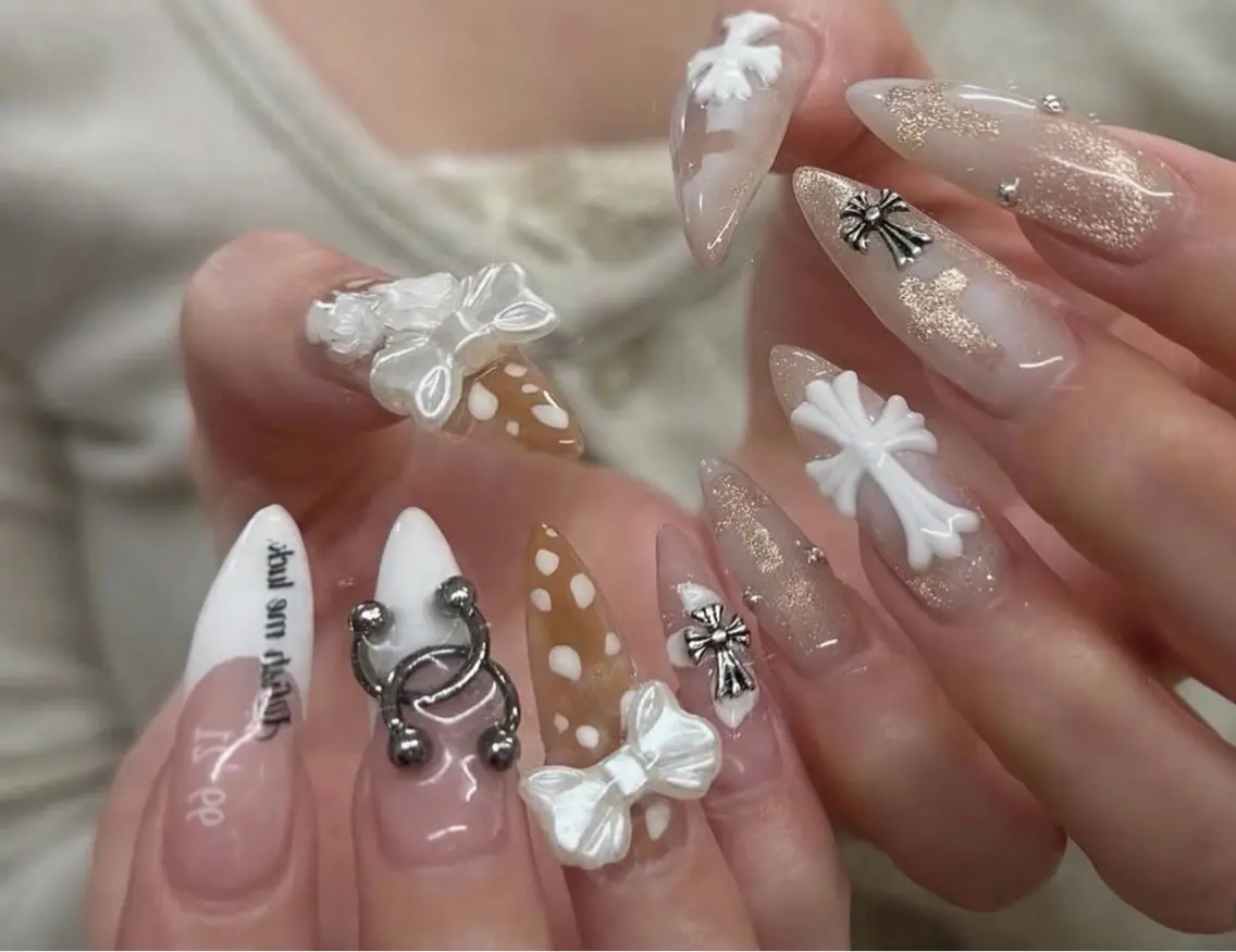 ネイル ハンドネイル WO MIAO💎のネイルデザイン