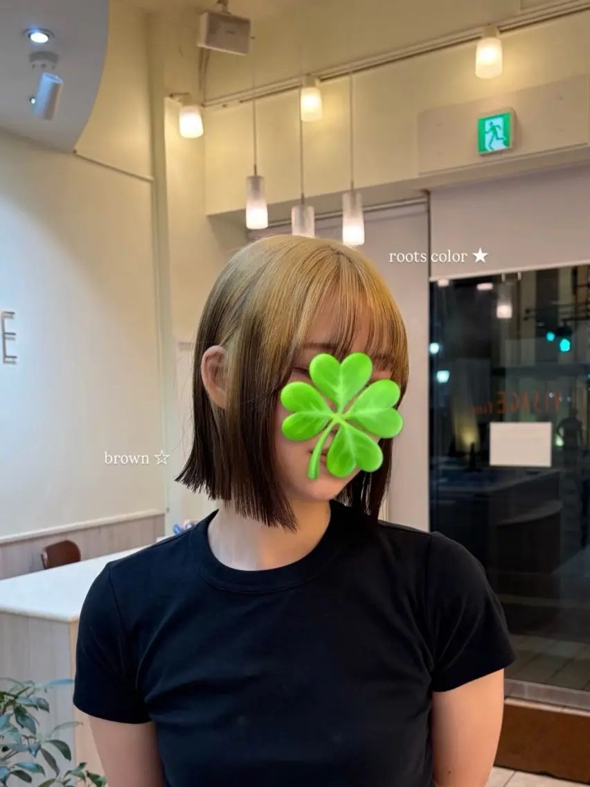 【 平日限定 】 ケアブリーチ + ルーツカラー🧠🌠の写真