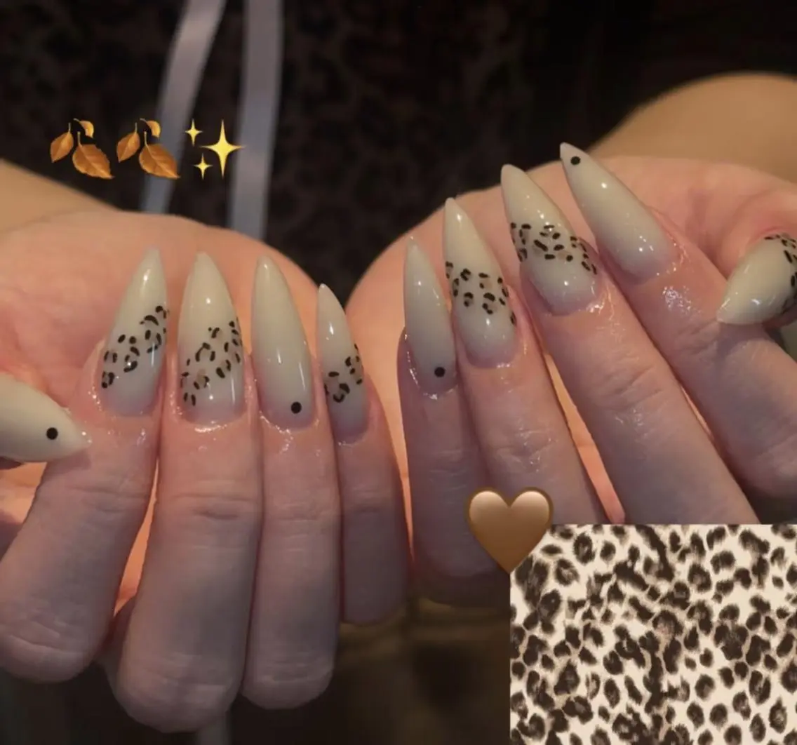 ネイル ハンドネイル 🎀 NaNa_nailのネイルデザイン