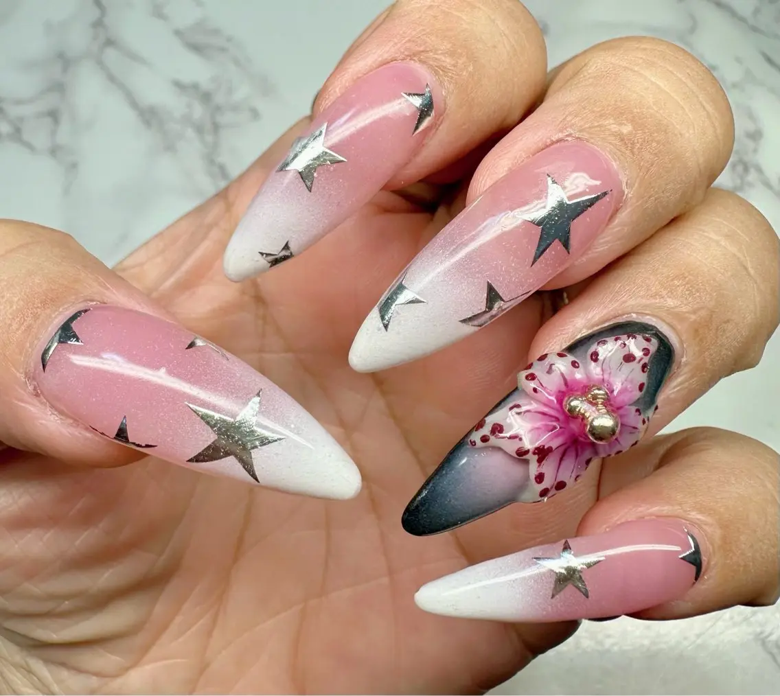 ネイル アートネイル キラキラネイル ラメ(グリッター) マグネットネイル ミラーネイル Mai’s nailのネイルデザイン