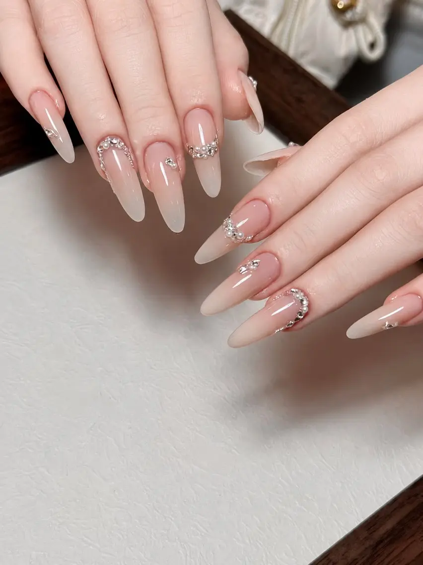 ネイル ハンドネイル Rina Mika Nailsのネイルデザイン