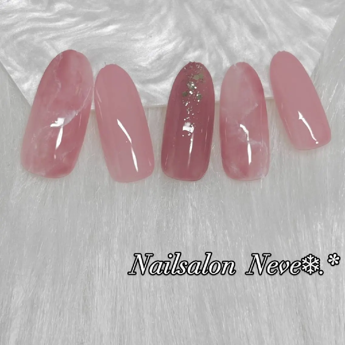 ネイル Nailsalon Neve❄︎.*のネイルデザイン