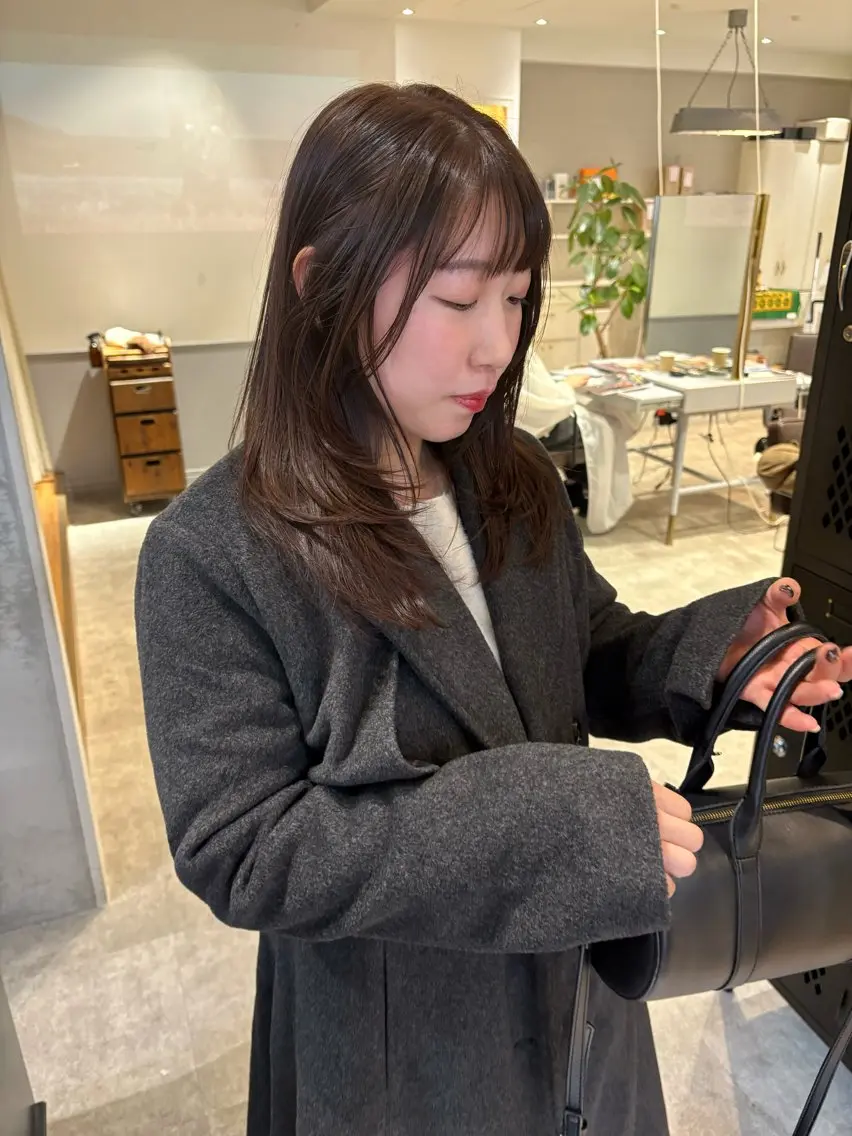 セミロング カラー SIKI yuuna レイヤーカット🪽のヘアスタイル
