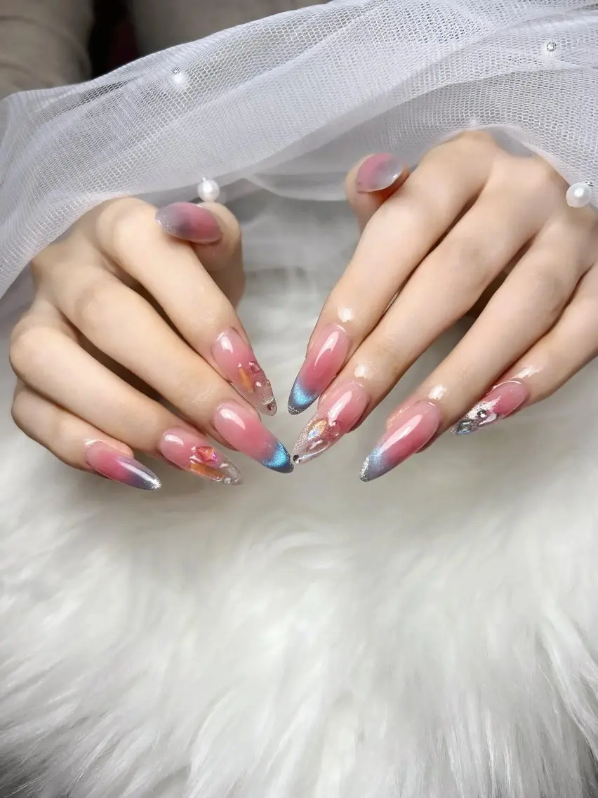 ネイル フットネイル フレンチネイル グラデーション 韓国ネイル マグネットネイル ハンドネイル ハンドケア Hara Nail 【持ち込みOK】のネイルデザイン