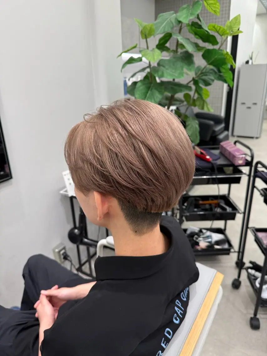 カラー グレージュ ミルクティーグレージュ カット ヘアカラー Joule大分 メンズ特化植木永遠のヘアスタイル
