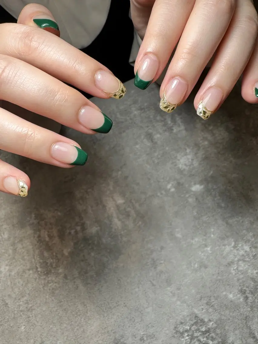 ネイル フレンチネイル ガラスフレンチ NAIL'S MODAのネイルデザイン