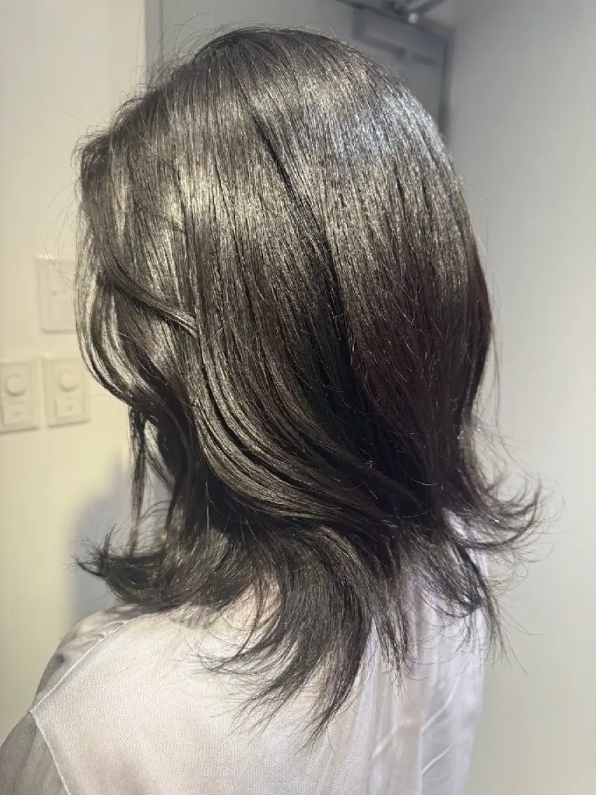 ミディアム ミディアムレイヤー レイヤーカット 小黒泰佑/東銀座 /縮毛矯正特化のヘアスタイル