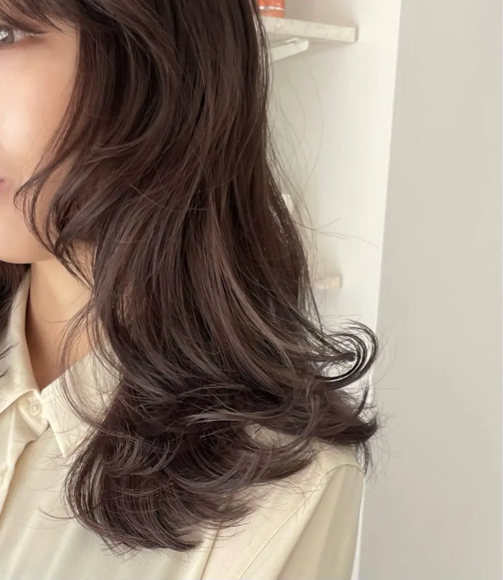 セミロング カラー ブリーチ 透明感カラー ダブルカラー グレージュ ラベンダーカラー カット ヘアカラー トリートメント グレージュ/レイヤー /韓国ヘア/RISAのヘアスタイル