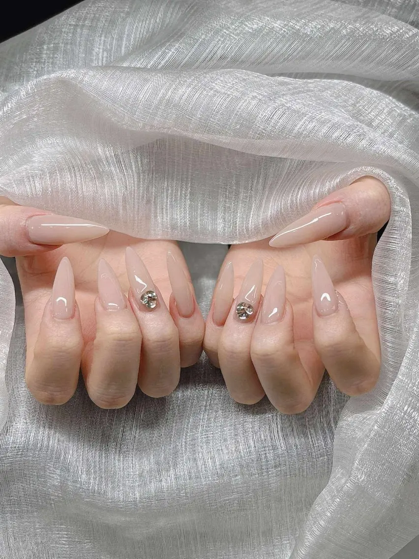 ネイル 長さ出し グラデーション 卒業式 キラキラネイル マグネットネイル ハンドネイル Lee Nailsのネイルデザイン