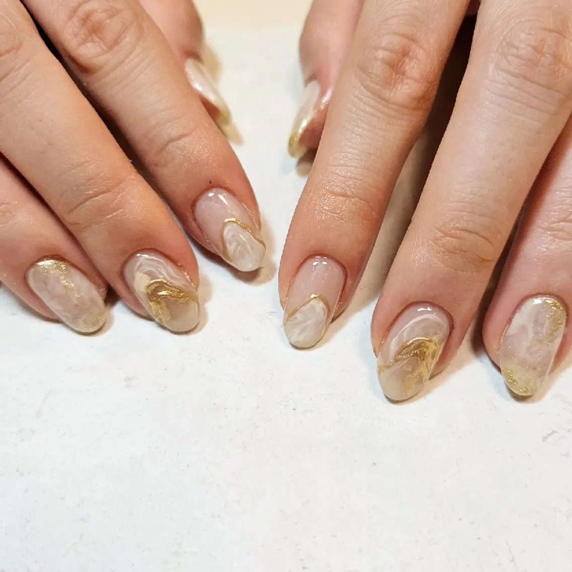 ネイル 成人式 ジェルネイル ニュアンスネイル パラジェル ホワイト Nailsalon manoのネイルデザイン