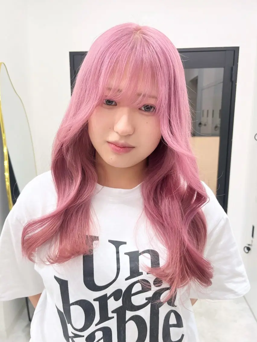 【 💖ピンクにしたい方のメニュー💖 】1回ブリーチ ➕ ピンクカラー🕯➕モイスチャートリートメント✨の写真