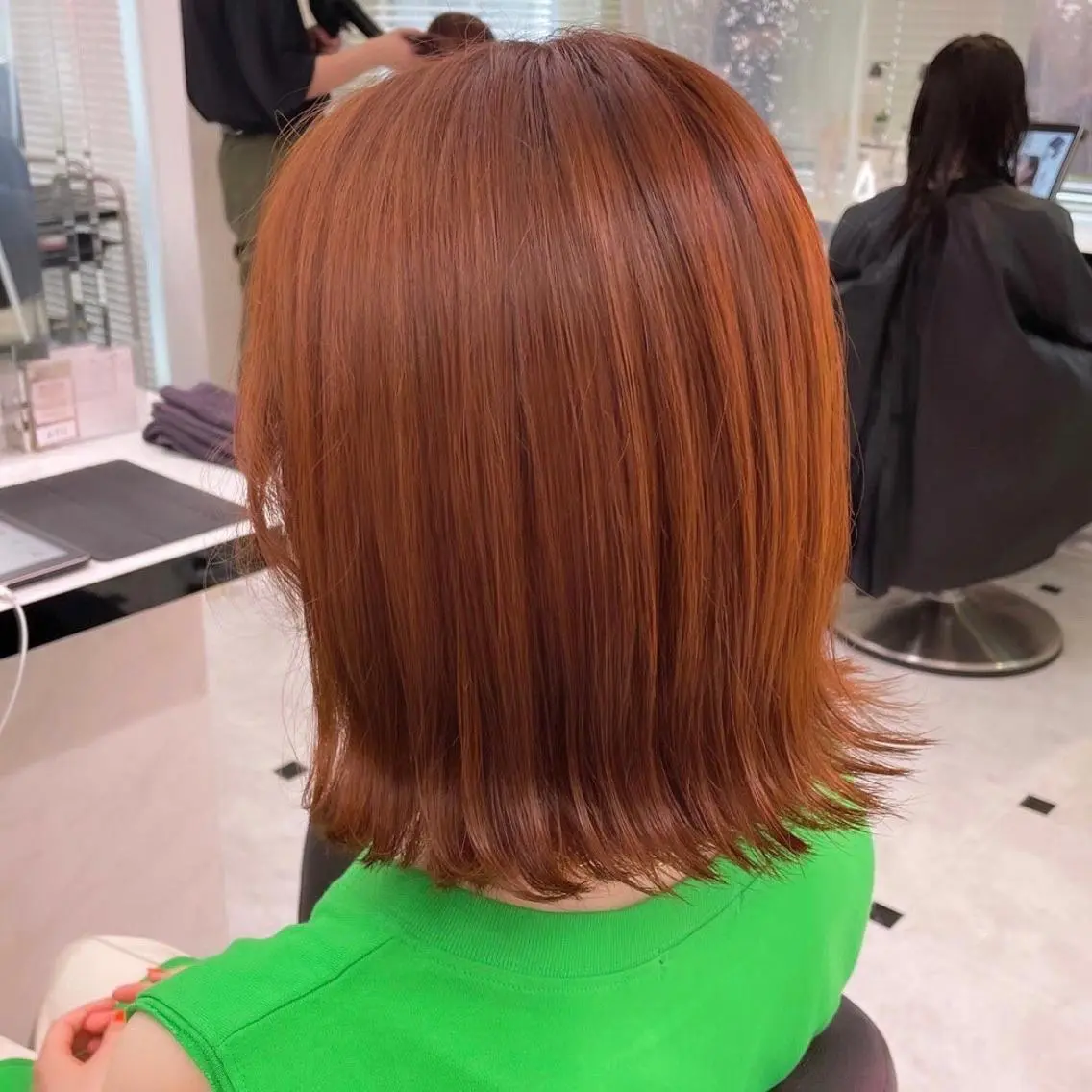 セミロング カラー ヘアアレンジ ブラウンカラー ダブルカラー オレンジ オレンジブラウン 透明感/艶髪/💖 トレンドスタイル💖のヘアスタイル