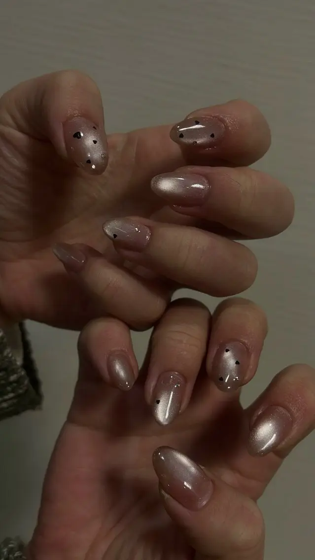 ネイル フラッシュネイル ハート ラメ(グリッター) ラメグラデーション ニュアンスネイル SAKU nail 作島茜のネイルデザイン