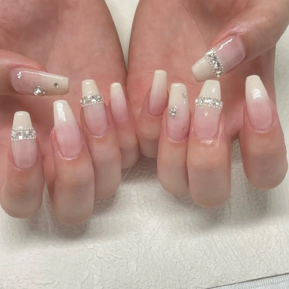 ネイル ハンドネイル 💖𝓜𝓲𝓸 /6月予約受付中💖のネイルデザイン