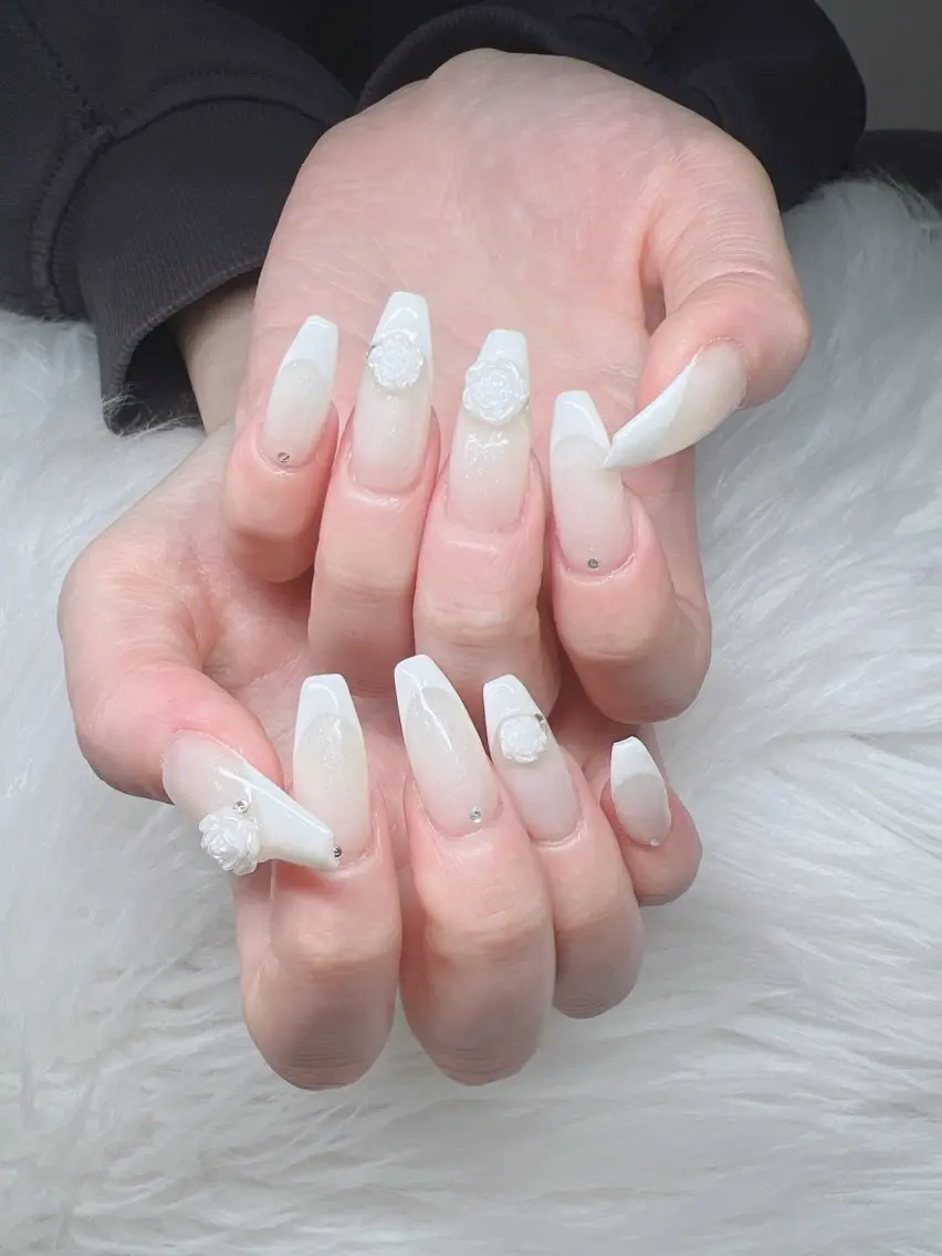 ネイル ハンドネイル Lee Nails チップ長さだし専門店のネイルデザイン