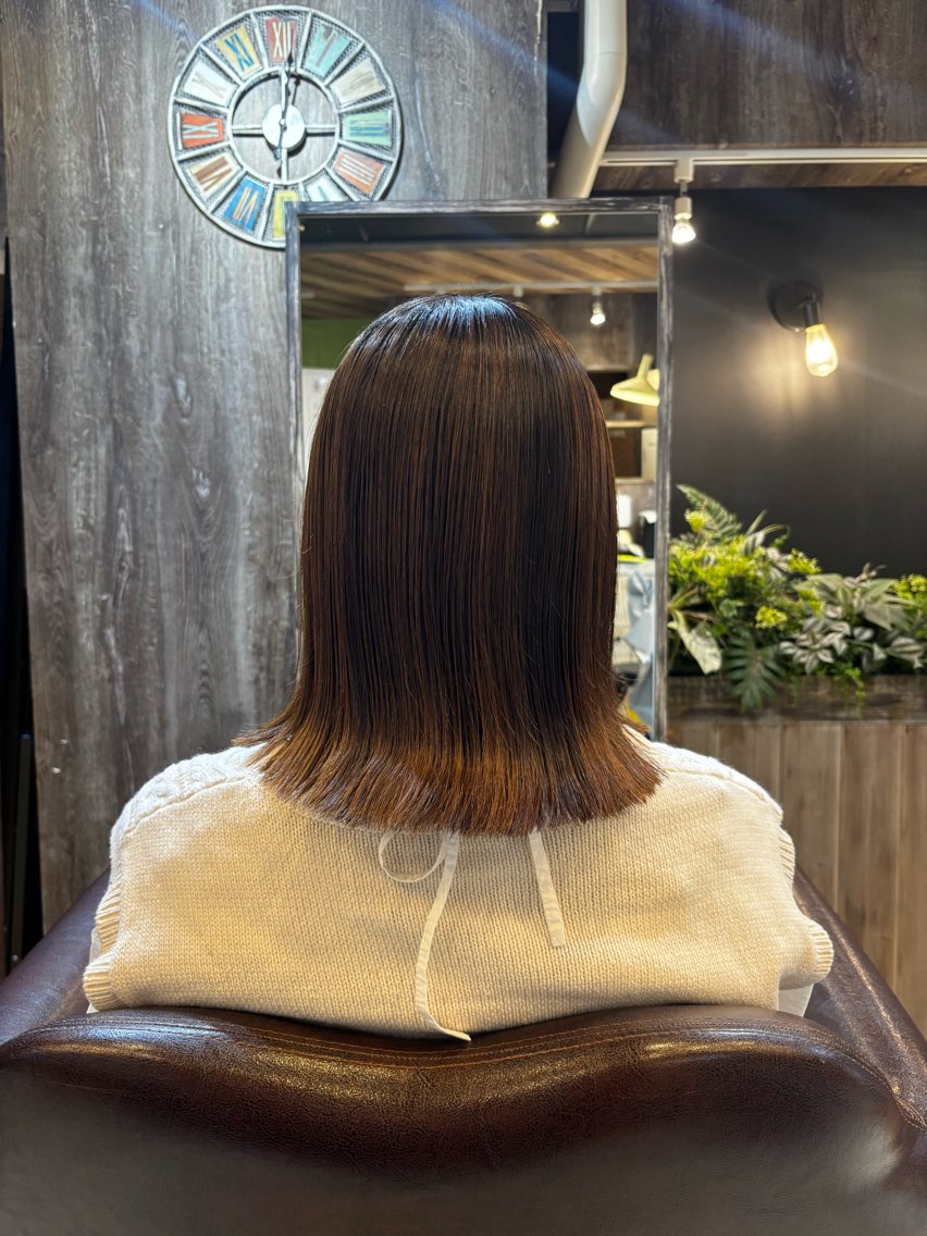 ミディアム 上田 良夢のヘアスタイル
