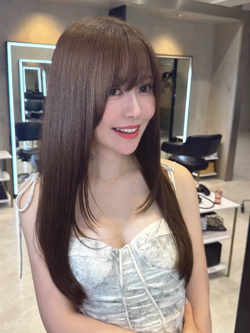 ロング 韓国風ヘア レイヤーカット 小顔カット トリートメント カット ヘアカラー トリートメント 🍀美髪クリエイター 味田 雅宏🍀のヘアスタイル
