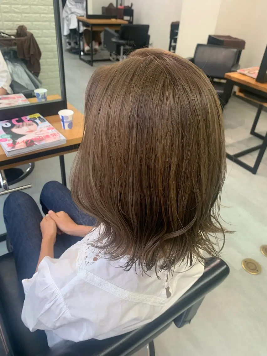 ミディアム カラー ヘアカラー トリートメント FURUKAWA JUNYAのヘアスタイル